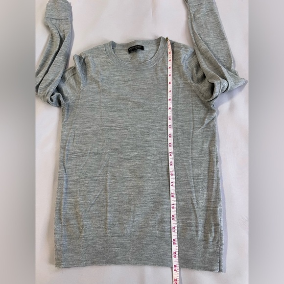 Banana Republic Lime Gray 100% Merino Wool Crewneck Sweater Size S - Picture 4 of 10